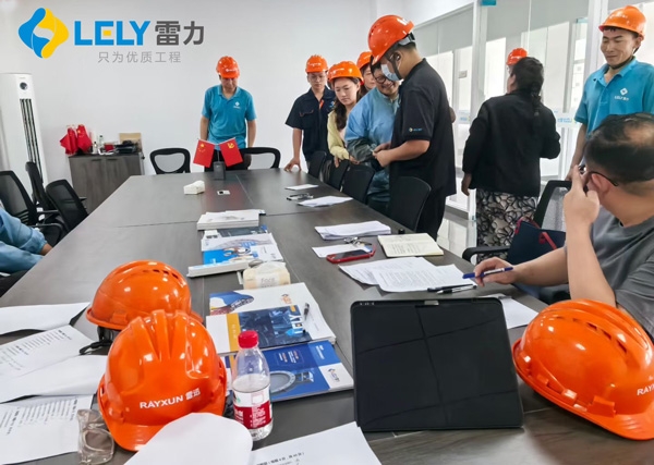 雷力閥門生產(chǎn)基地雷迅閥門召開安全生產(chǎn)工作會議.jpg